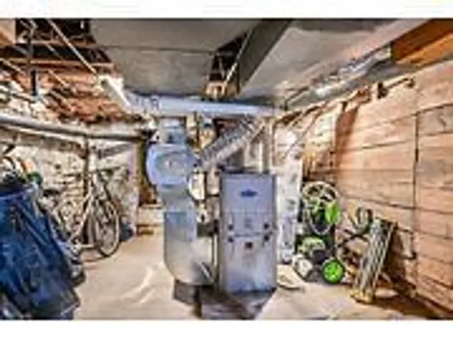 Additional image 24 of 214 East Ave