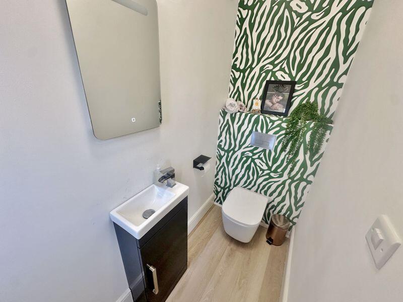 Additional image 7 of May Road, Heswall, Wirral