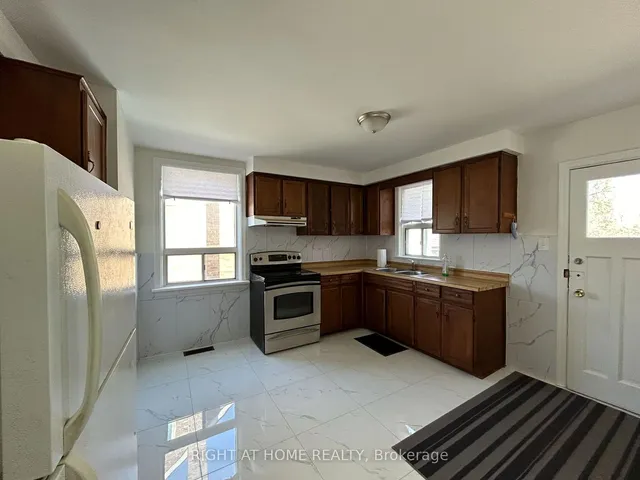 Additional image 10 of 50 Moore Park Ave