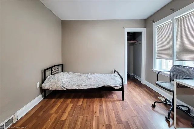 Additional image 22 of 36 Mapes Ave