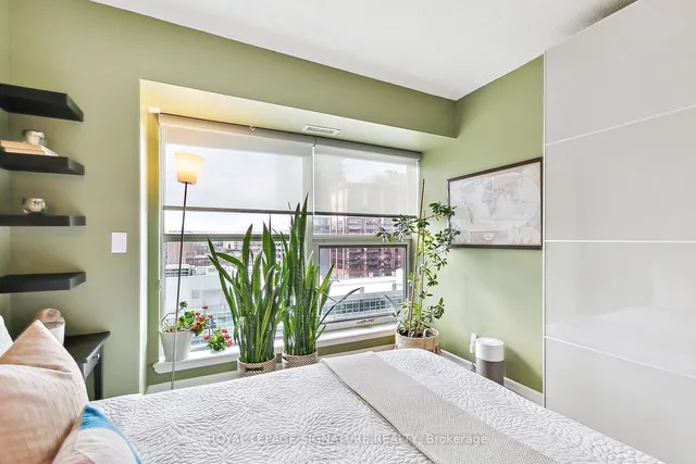 Additional image 27 of 36 Blue Jays Way Unit 903