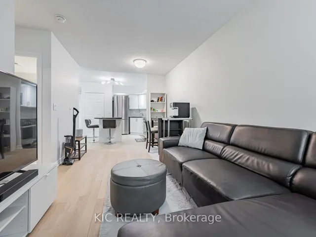 Additional image 16 of 250 Wellington St Unit 1727