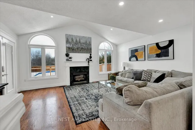 Additional image 13 of 13 Treeview Crt