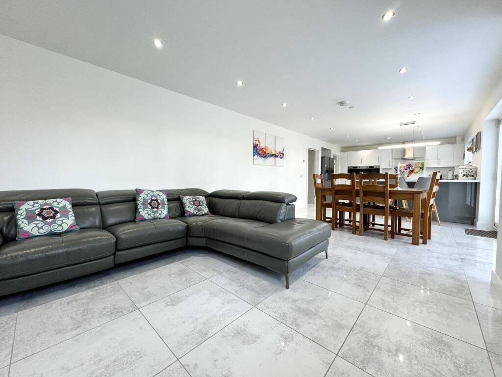 Additional image 12 of Manilva House,  Aberdare, RCT