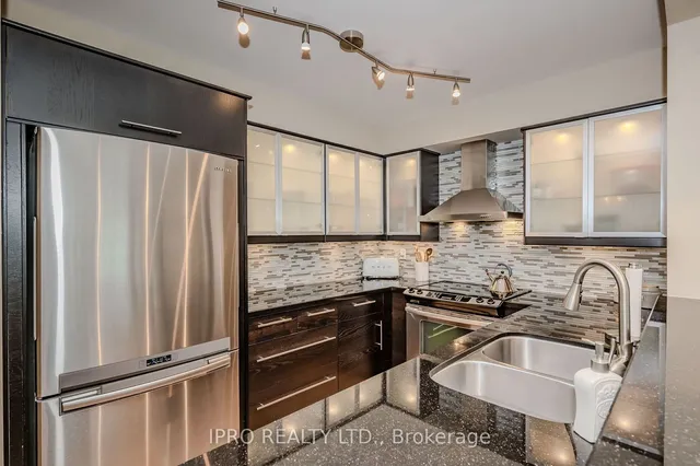 Additional image 14 of 190 Manitoba St Unit 605