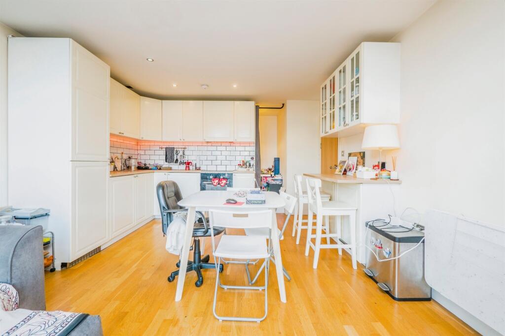 Additional image 9 of Bute Terrace, Cardiff