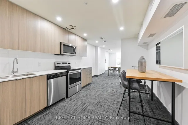 Additional image 24 of 3237 Bayview Ave Unit 312