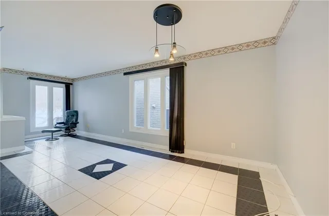 Additional image 9 of 62 Robson Cres