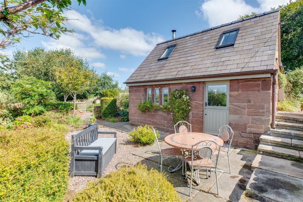 Additional image 40 of Peerswood Bungalow and Cottage, Station Road, Burton, Cheshire
