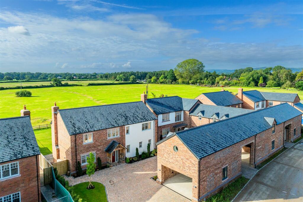 Additional image 28 of Belgrave Garden Mews, Pulford, Chester