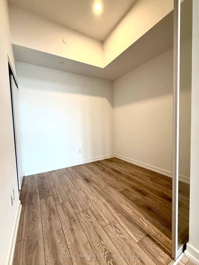 Additional image 5 of 1100 Sheppard Ave Unit LPH01