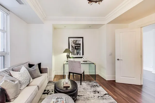 Additional image 18 of 68 Yorkville Ave Unit 1002