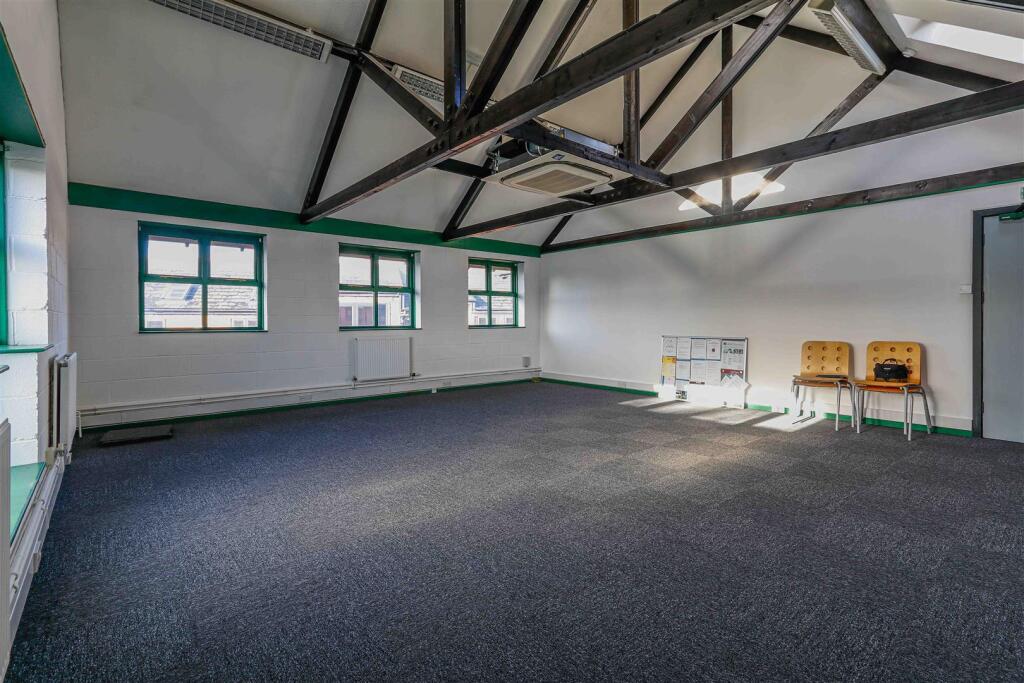 Additional image 5 of Ty Cefn, Canton