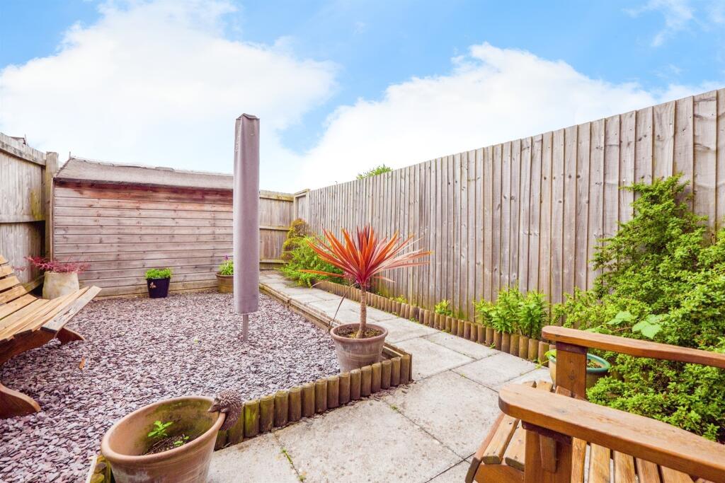 Additional image 4 of Clos Onnen, Barry