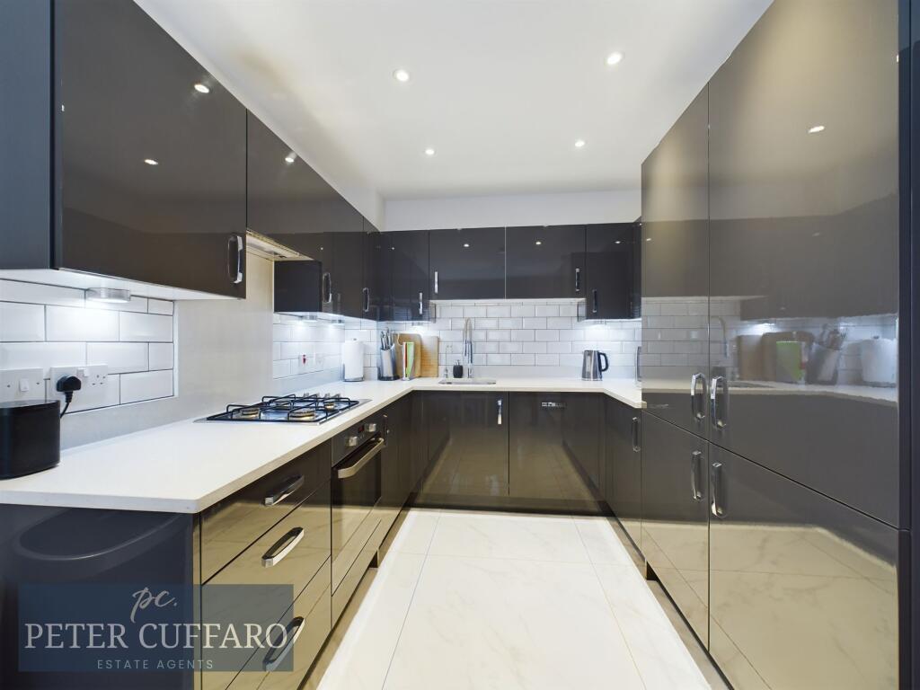 Additional image 3 of Queens Avenue, Welwyn Garden City, AL7