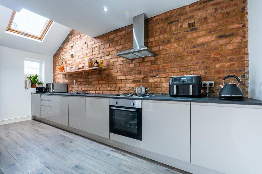 Additional image 3 of Corbett Crescent, Caerphilly, CF83 1HP