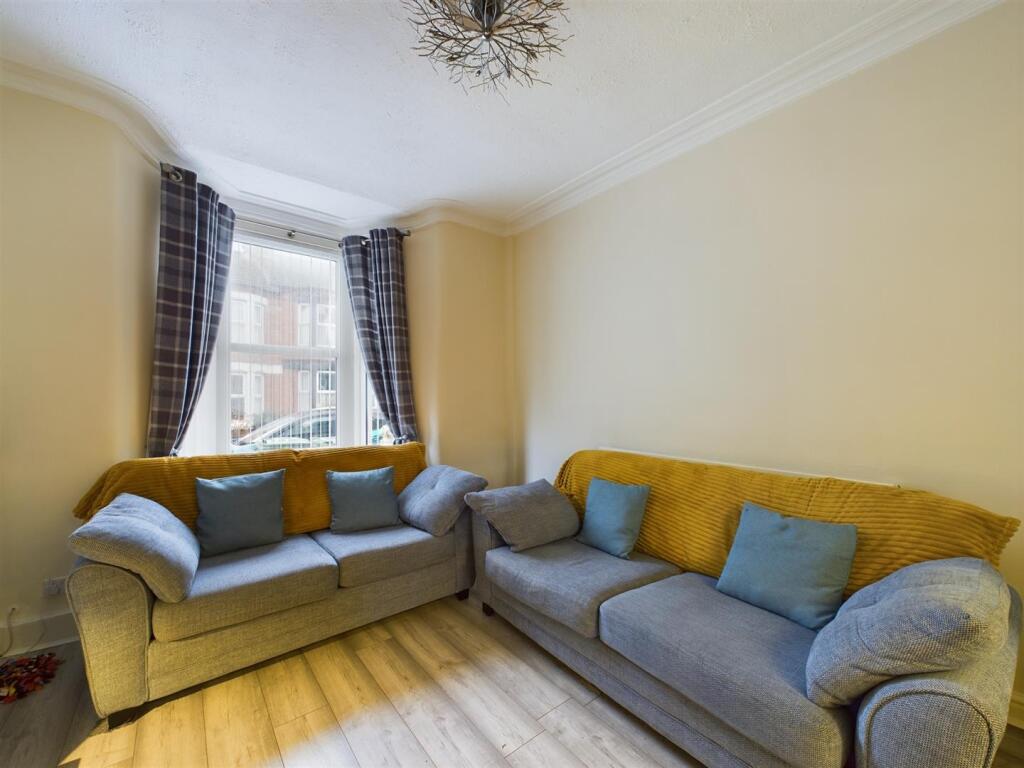 Additional image 33 of Greenwood Lane, Wallasey