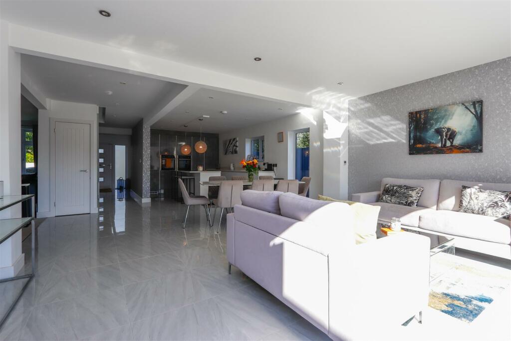 Additional image 6 of Port Road West, Barry