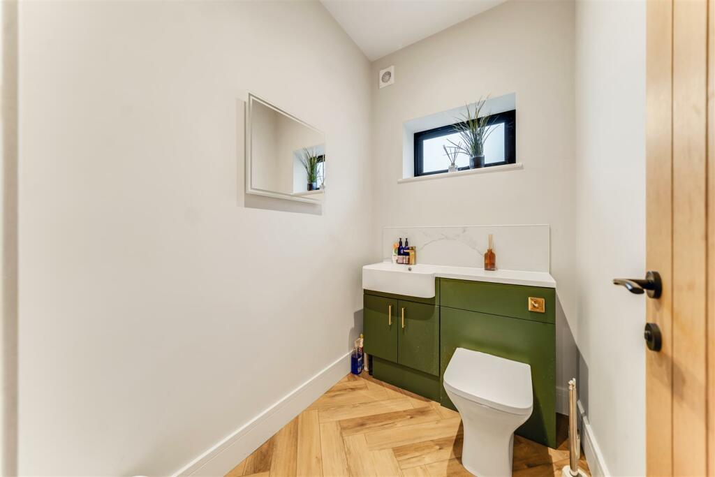 Additional image 18 of Oldfield Drive, Heswall, Wirral