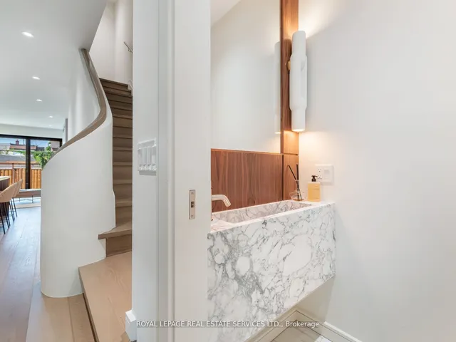 Additional image 16 of 388 St Clarens Ave