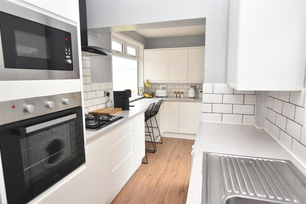 Additional image 12 of Woodcote Bank, Bebington Border