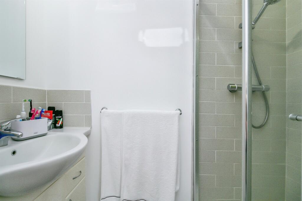 Additional image 8 of Thistle Close, Barry