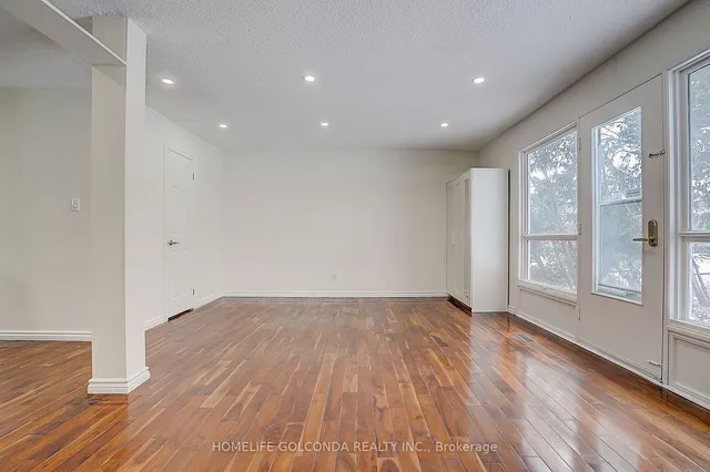 Additional image 7 of 38 Applegate Cres