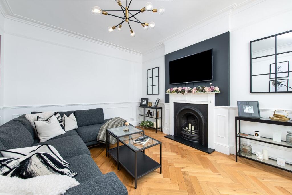 Additional image 5 of Avenue Road, Trowbridge, BA14