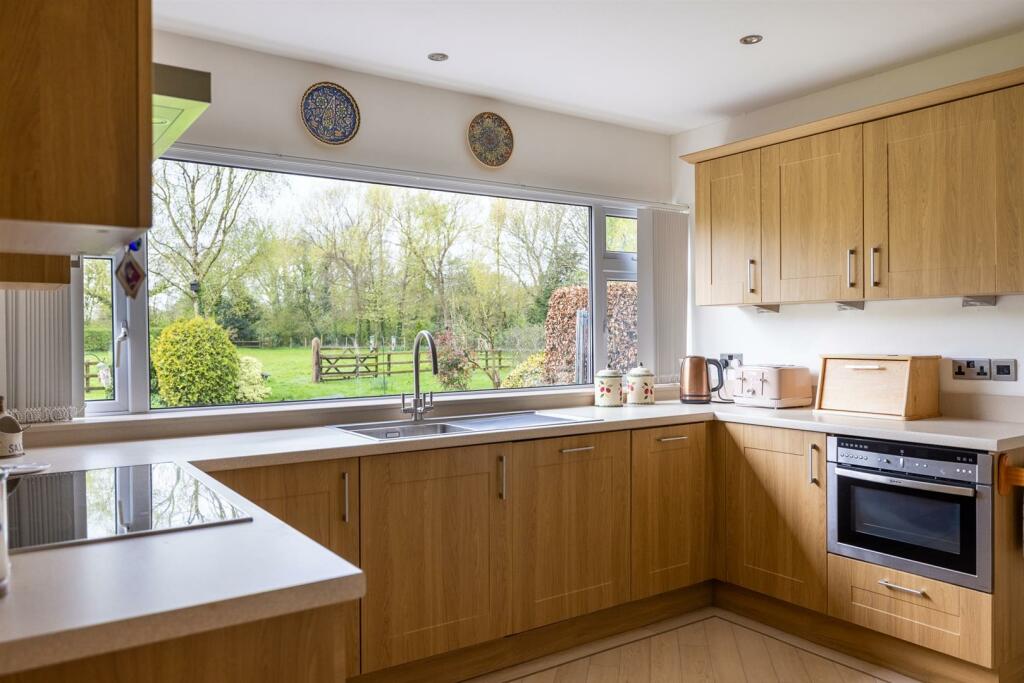 Additional image 7 of Hadlow Road, Willaston, Neston