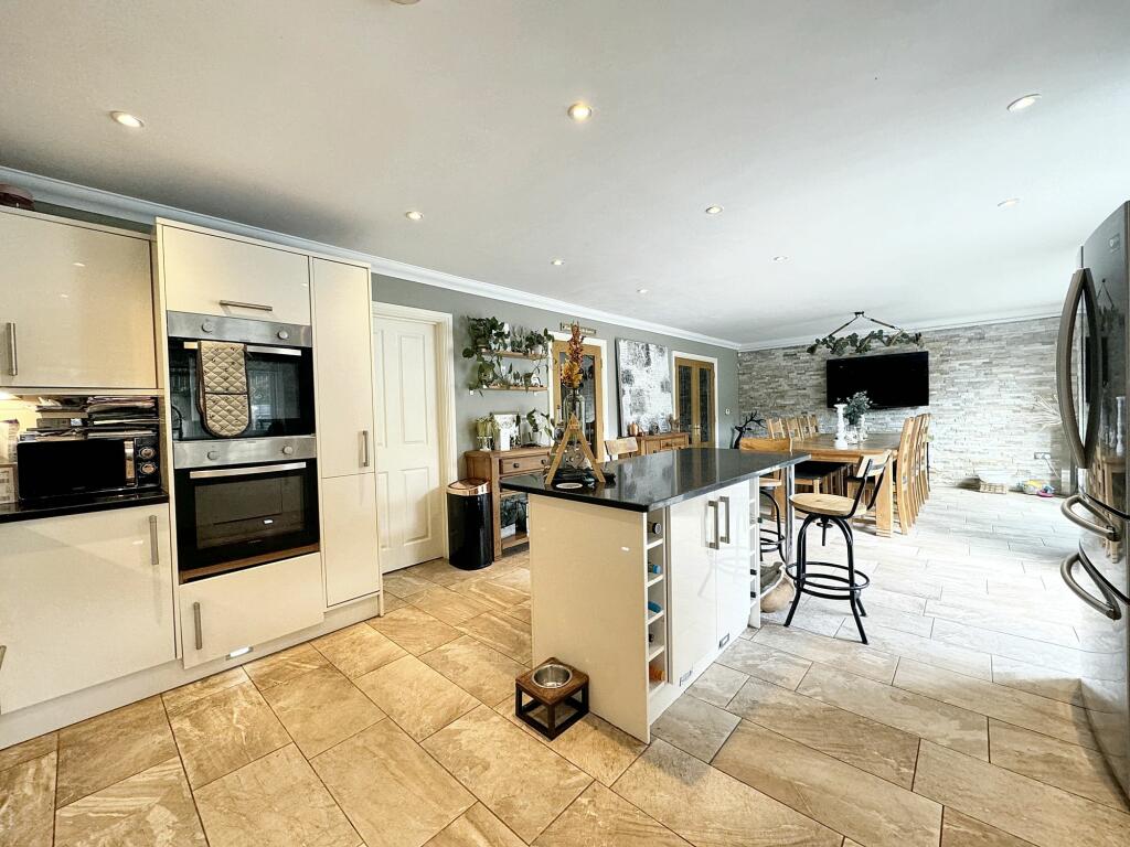 Additional image 11 of The Meadows, Waterloo, Machen