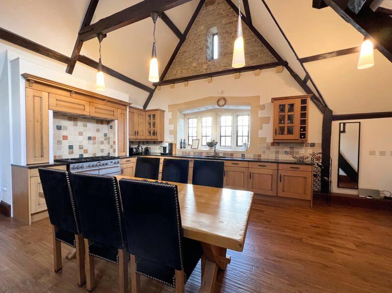 Additional image 18 of 5 The Old Grammar School, Church Street, Cowbridge, The Vale of Glamorgan CF71 7BB