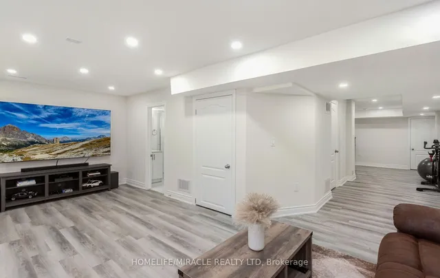 Additional image 34 of 1256 Redbud Gardens