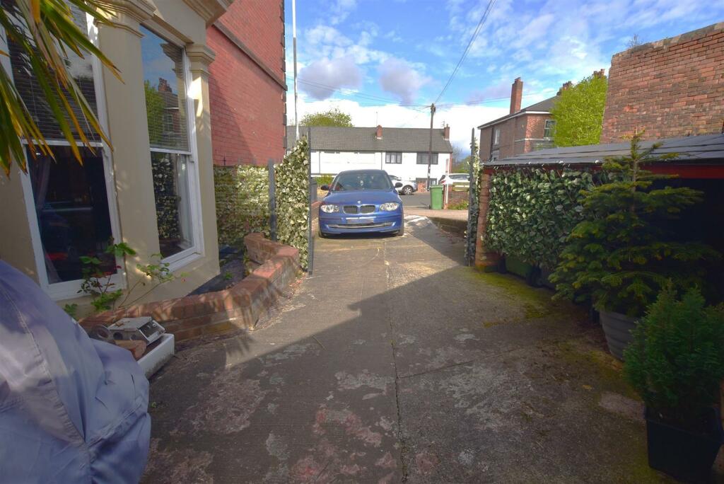 Additional image 37 of Christchurch Road, Oxton