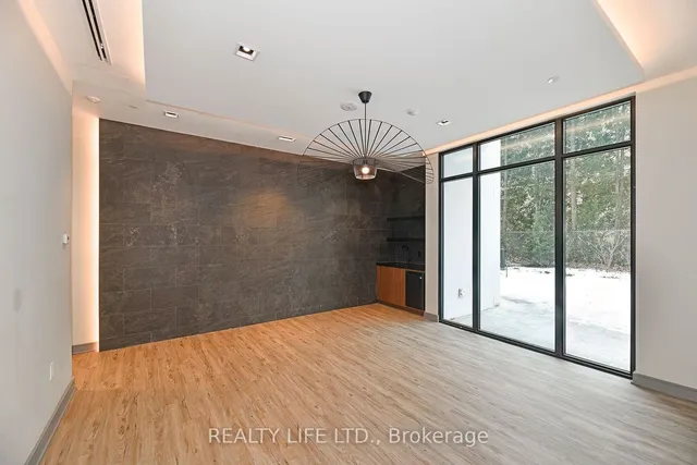 Additional image 23 of 25 Neighbourhood Lane Unit 310