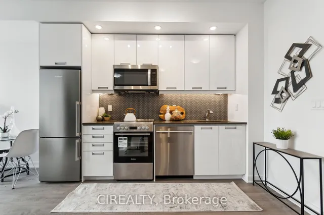 Additional image 5 of 99 John St Unit 4002