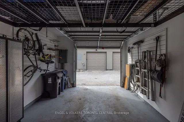 Additional image 33 of 54 Boulton Ave