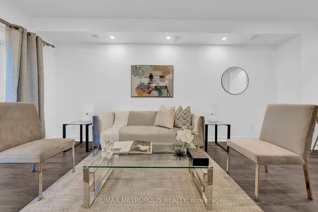 Additional image 6 of 295 Village Green Sq Unit TH55