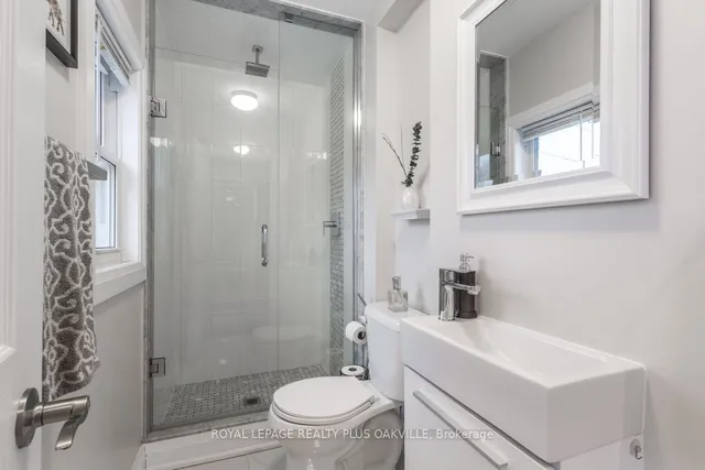 Additional image 17 of 29 1/2 Rosemont Ave