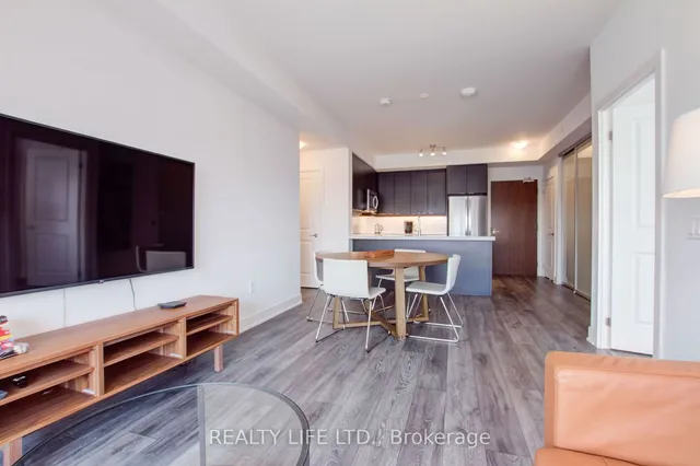 Additional image 12 of 1050 Main St Unit 1014