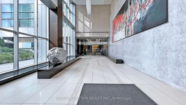 Additional image 9 of 386 YONGE ST St Unit 1104