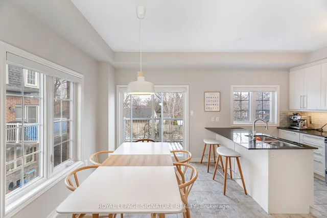 Additional image 28 of 2220 Queensway Dr Unit 15