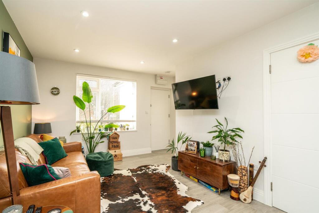 Primary image of Dellfield, St. Albans