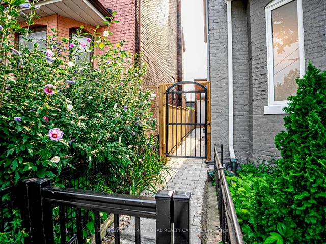 Additional image 32 of 290 Bathurst St