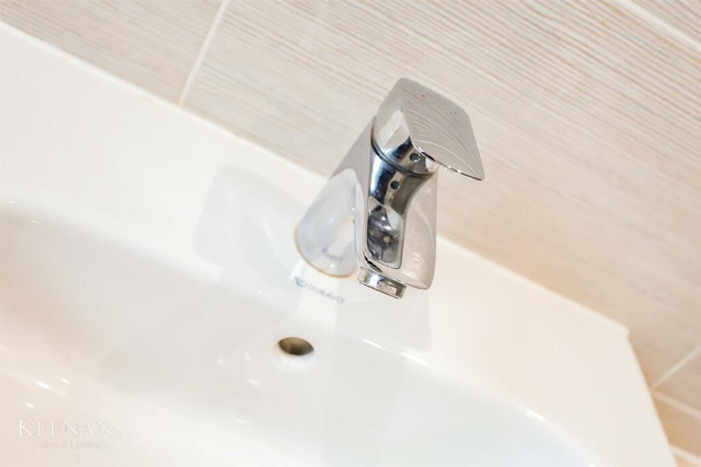 Additional image 19 of Windermere Avenue, Colne