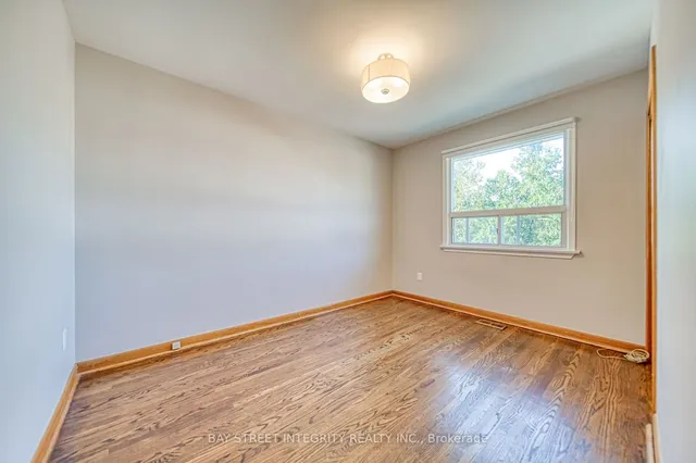 Additional image 20 of 12 Martini Dr