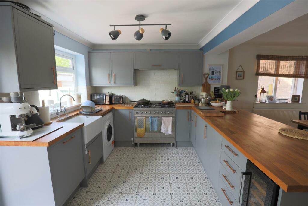 Additional image 7 of Millfield Drive, Cowbridge, Vale of Glamorgan, CF71 7BR