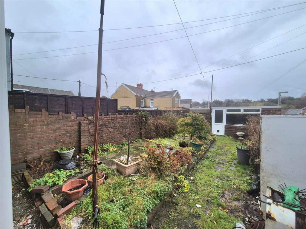 Additional image 18 of High Street, Porth