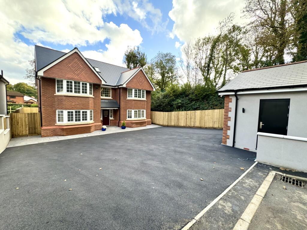 Primary image of Manilva House,  Aberdare, RCT
