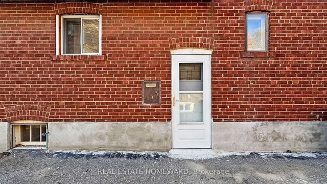 Additional image 27 of 726 Eglinton Ave