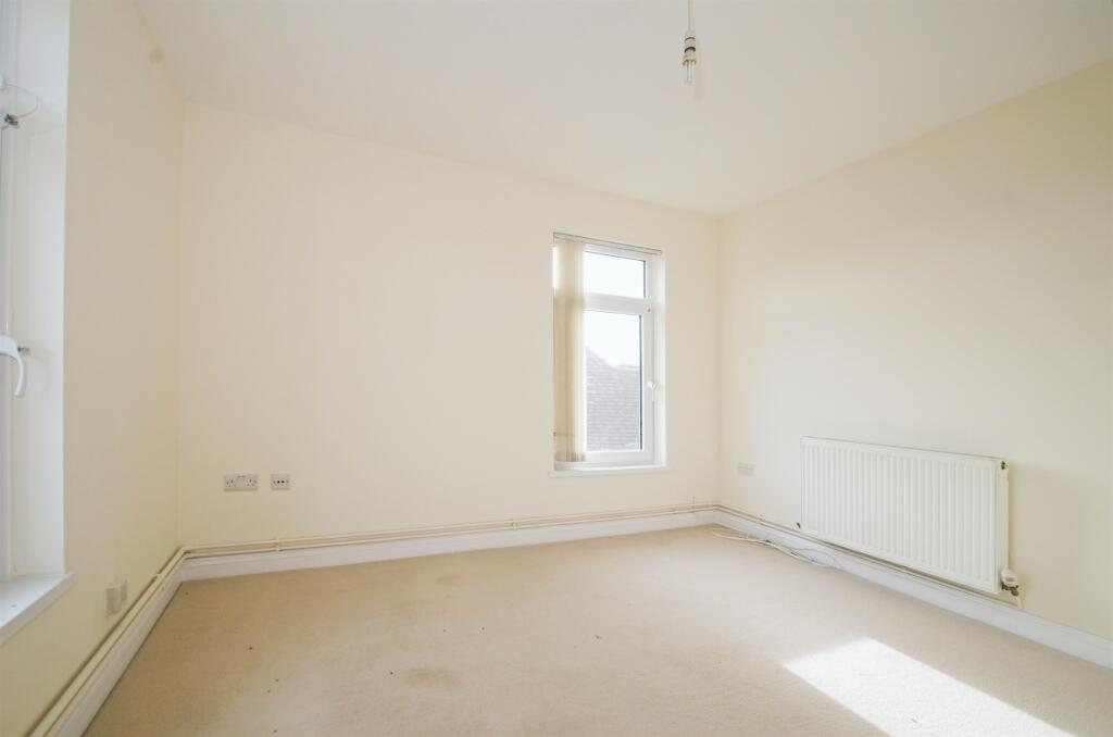 Additional image 8 of Lougher Gardens, Porthcawl